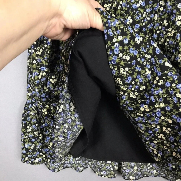 Tuckernuck Hyacinth House Quinn Dress Size XS Black Floral Short Sleeve Tiered - Picture 10 of 16